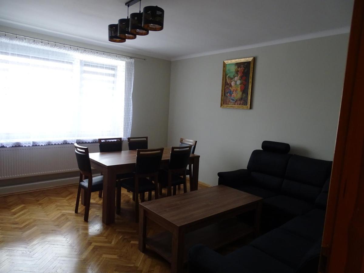 Mieszkania Pracowniczo-Turystyczne Zelazna  Exteriör bild